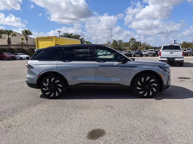 2025 Gray Metallic Lincoln Nautilus Reserve AWD SUV