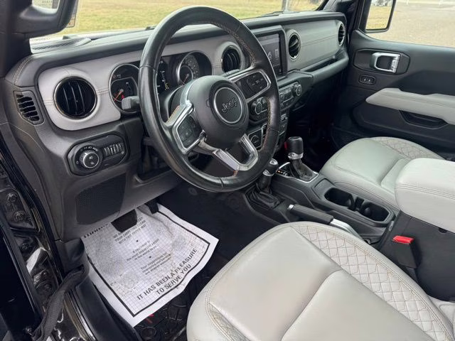2022 Black Clearcoat Jeep Gladiator High Altitude 4X4 Truck