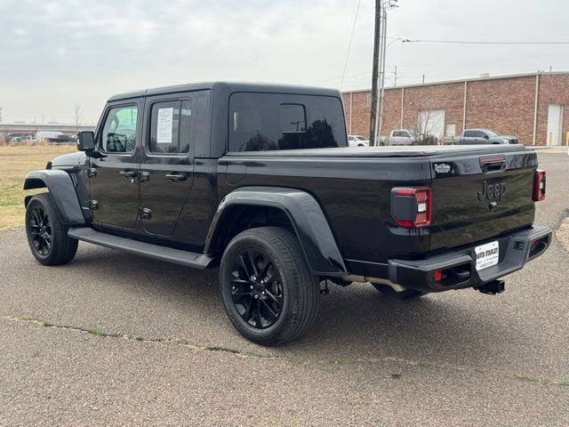 2022 Black Clearcoat Jeep Gladiator High Altitude 4X4 Truck