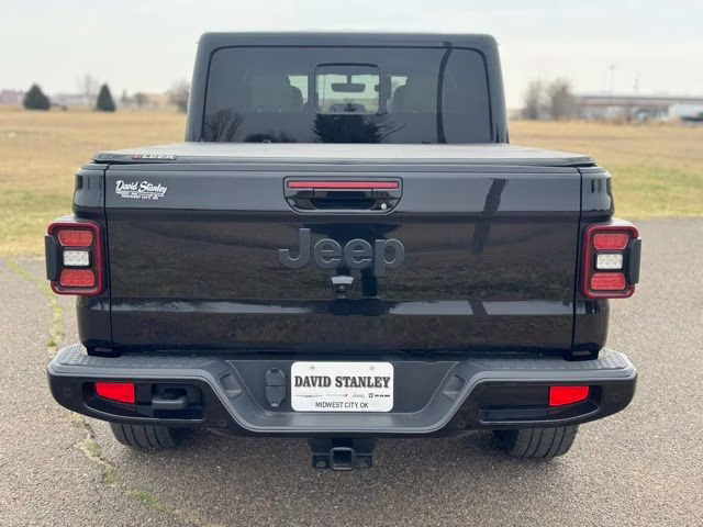 2022 Black Clearcoat Jeep Gladiator High Altitude 4X4 Truck