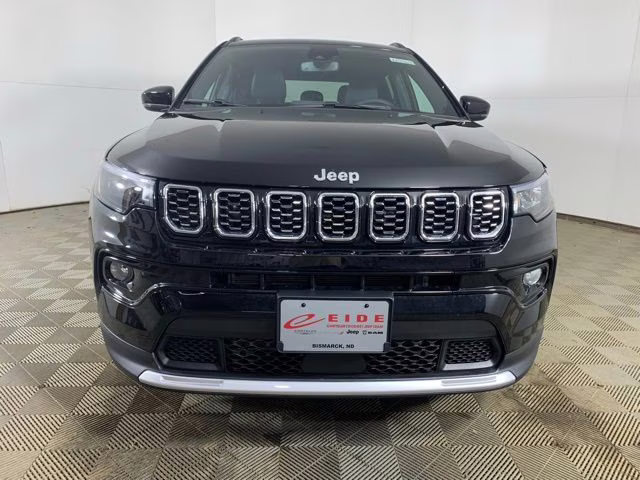 2026 Diamond Black Crystal Pearlcoat Jeep Compass Limited 4X4 SUV