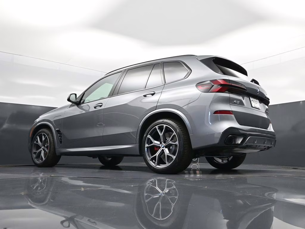 2026 Skyscraper Grey Metallic BMW X5 xDrive50e AWD SUV