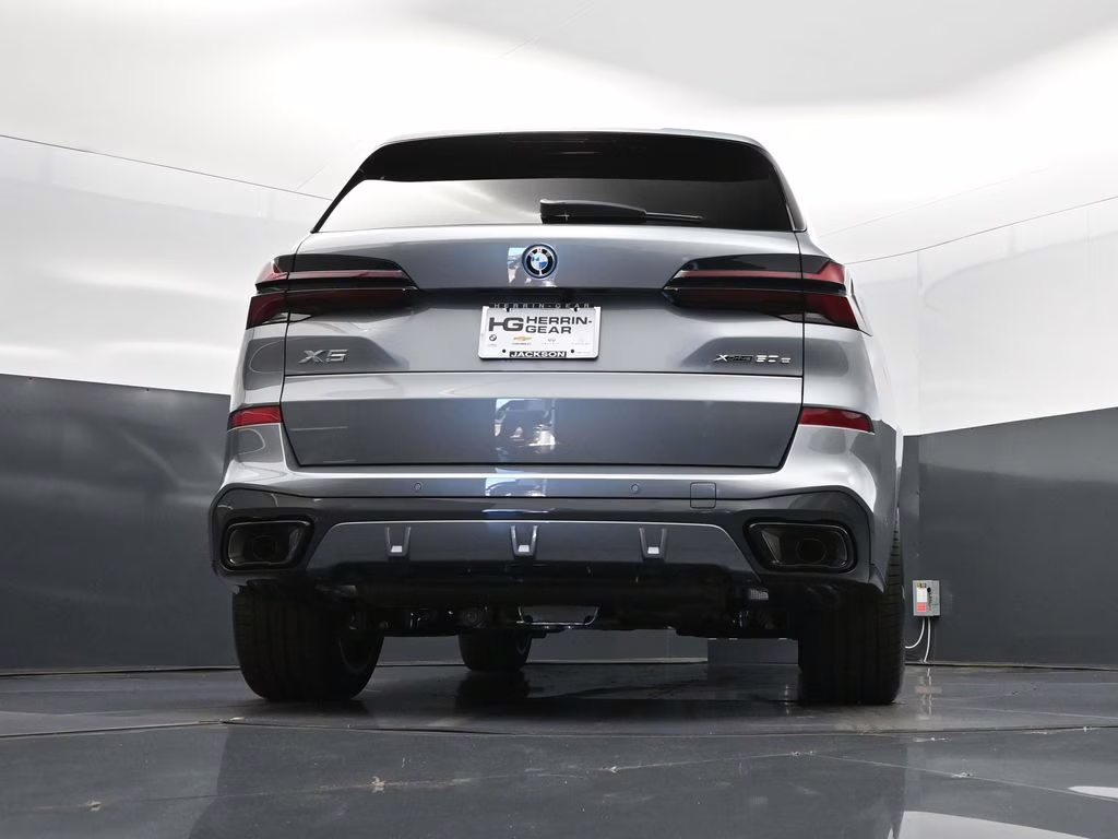 2026 Skyscraper Grey Metallic BMW X5 xDrive50e AWD SUV