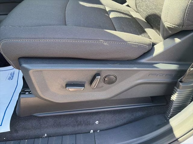 2026 Oxford White Ford F-150 XLT 4X4 Truck