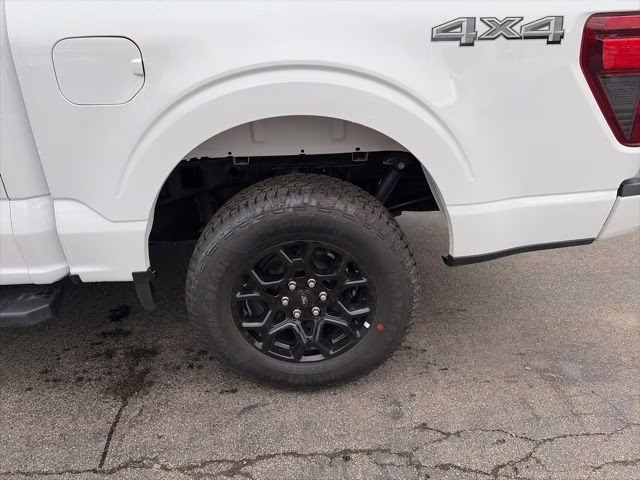 2026 Oxford White Ford F-150 XLT 4X4 Truck