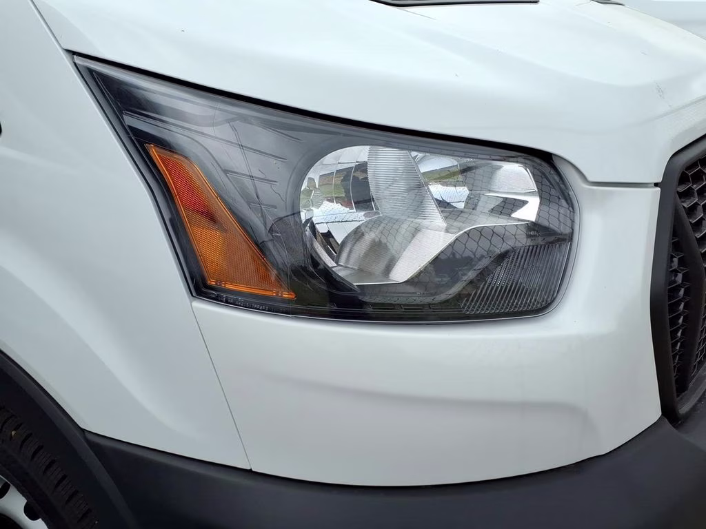 2026 Oxford White Ford Transit Van Base RWD Van