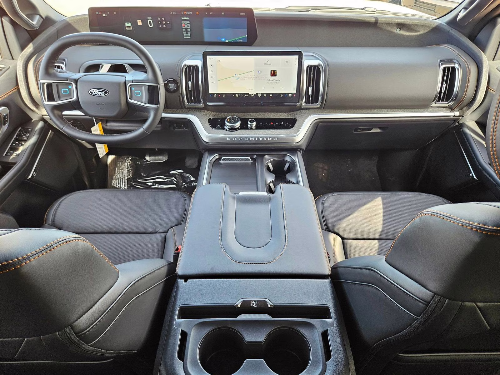 2026 White Metallic Ford Expedition Tremor 4X4 SUV