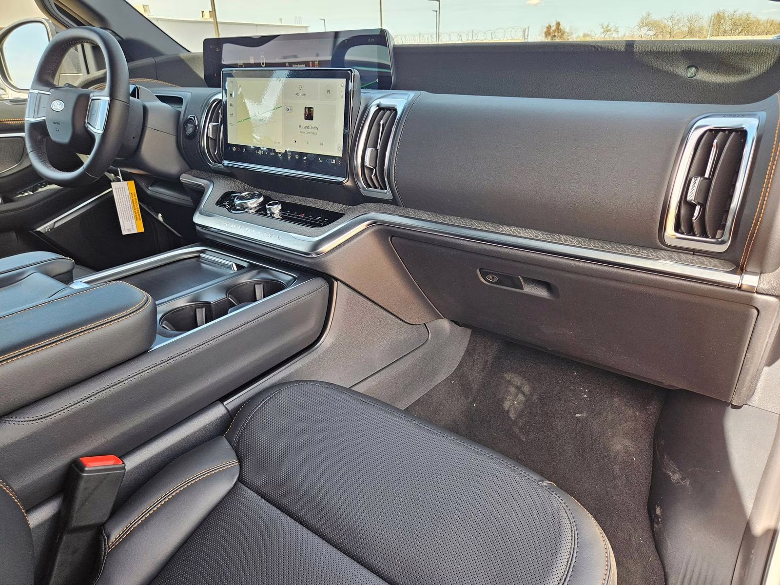 2026 White Metallic Ford Expedition Tremor 4X4 SUV