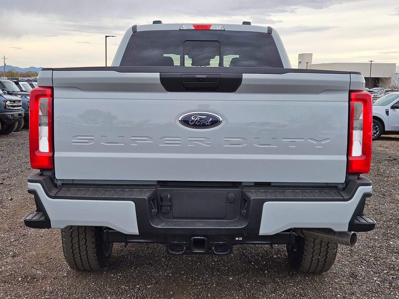 2026 Avalanche Ford Super Duty F-250 SRW XL 4X4 Truck