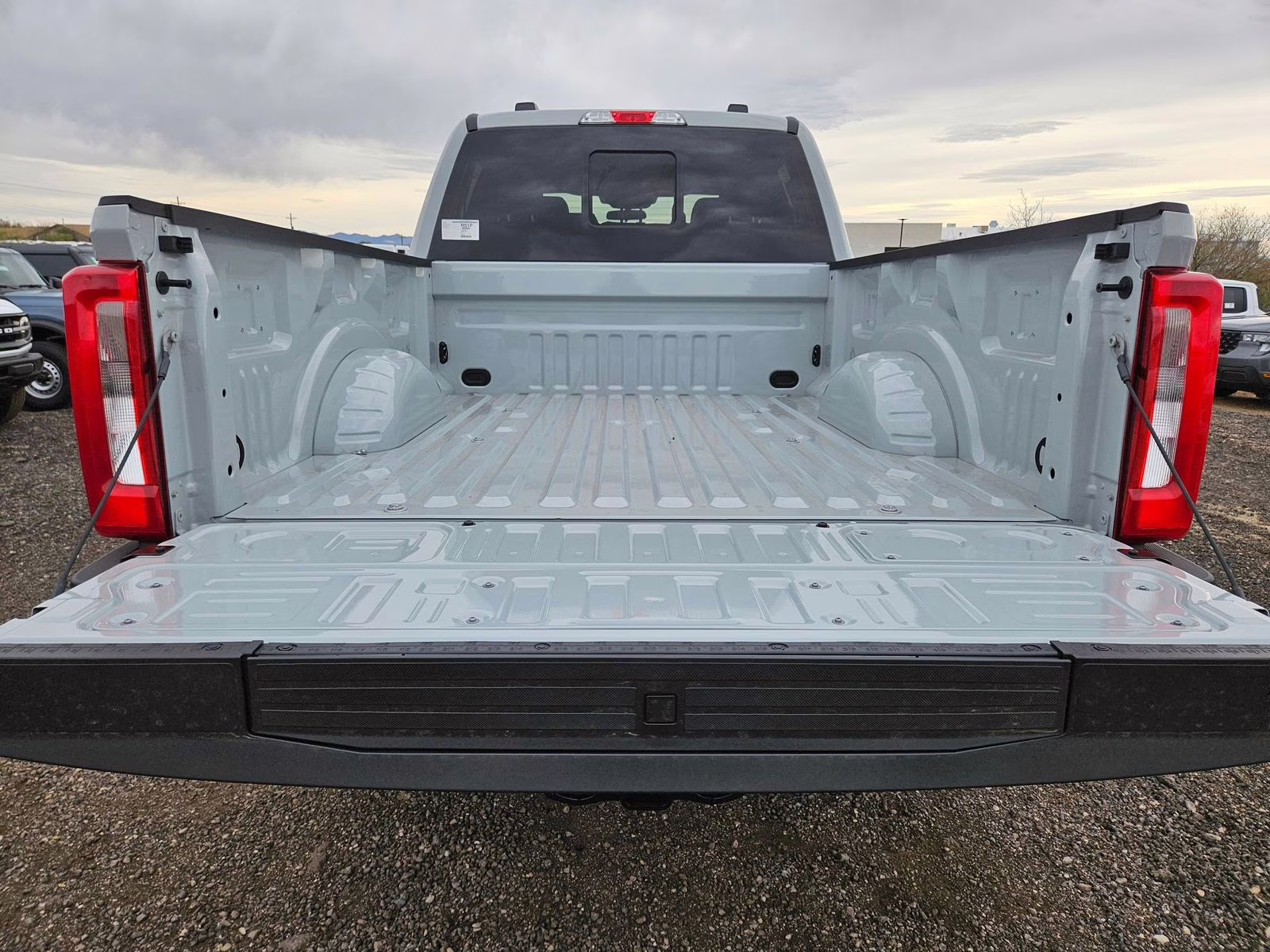 2026 Avalanche Ford Super Duty F-250 SRW XL 4X4 Truck