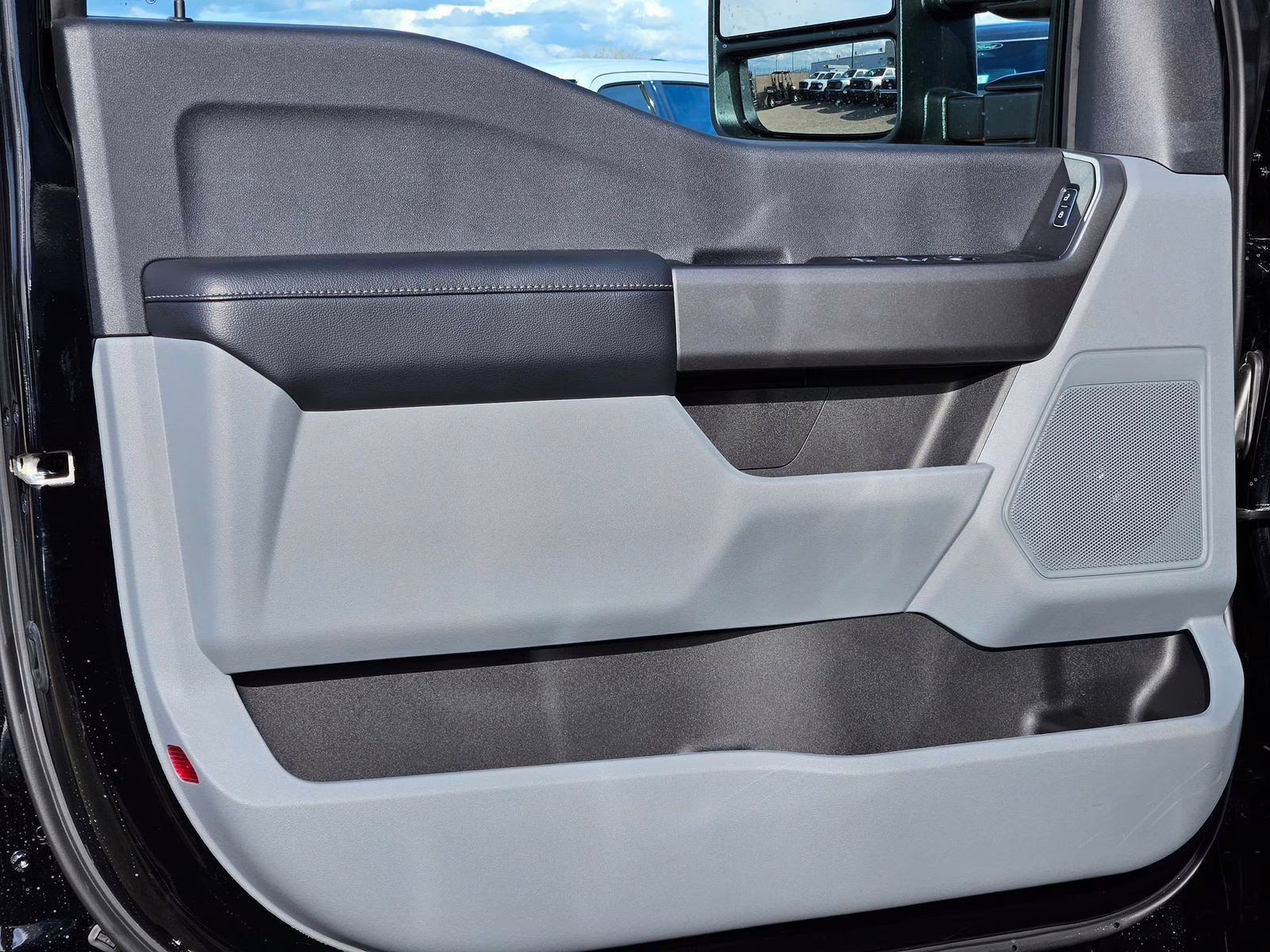 2026 Black Metallic Ford Super Duty F-250 SRW XL 4X4 Truck