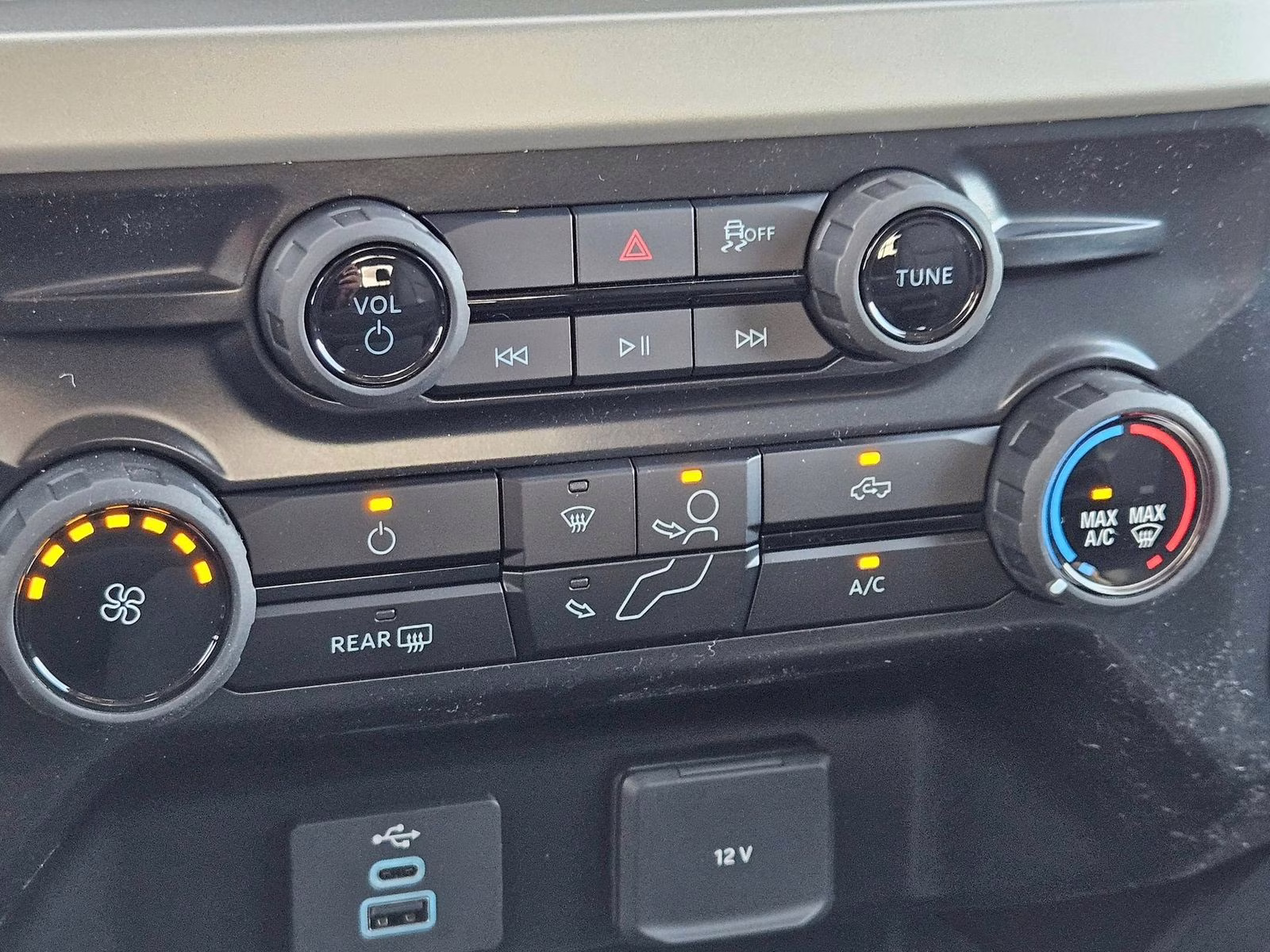 2026 Black Metallic Ford Super Duty F-250 SRW XL 4X4 Truck