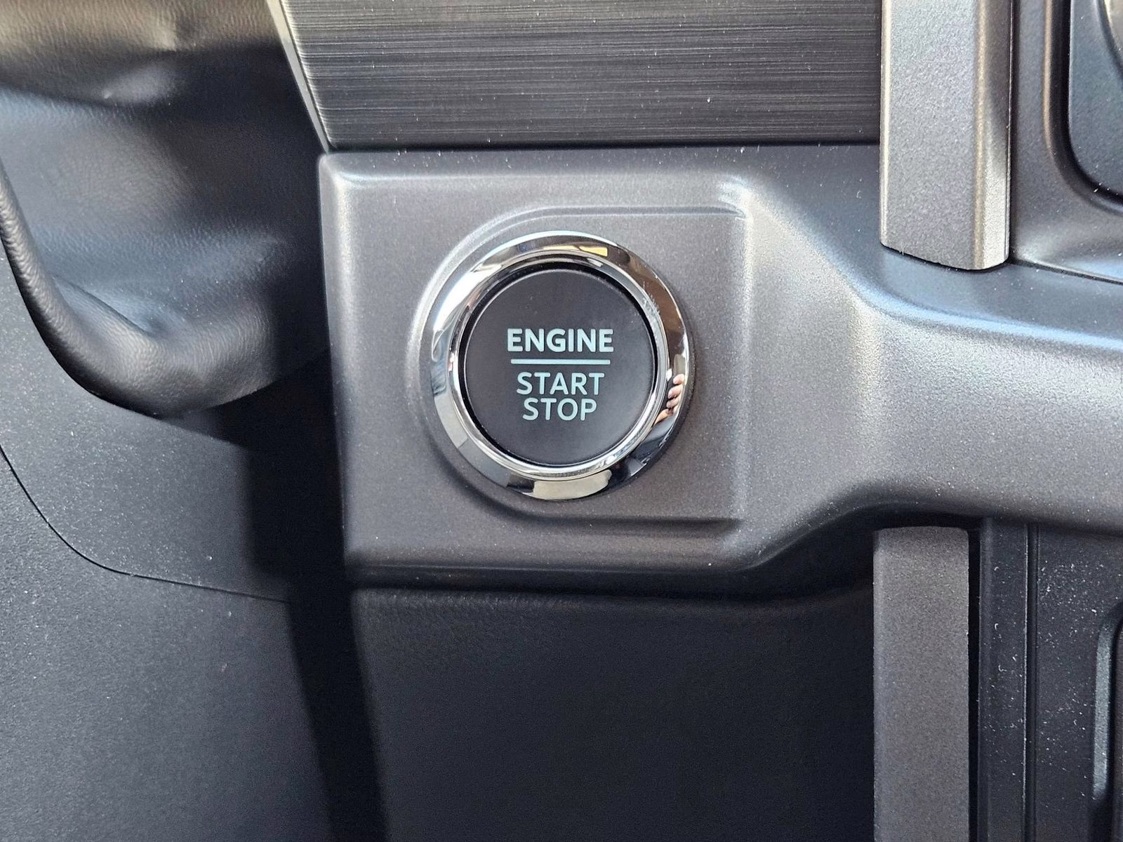 2026 Avalanche Ford F-150 XLT RWD Truck