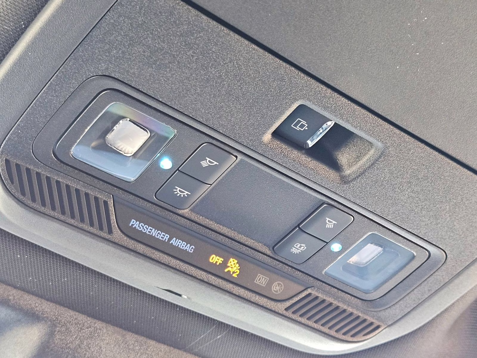 2026 Avalanche Ford F-150 XLT RWD Truck