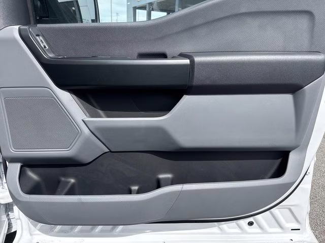 2026 Oxford White Ford F-150 XL RWD Truck