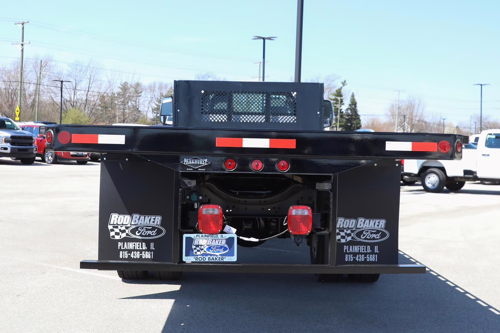 2027 Oxford White Ford F-650 Straight Frame Base RWD Truck