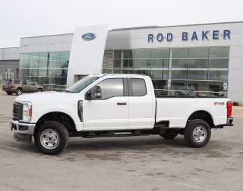 2026 Oxford White Ford Super Duty F-350 SRW XL 4X4 Truck