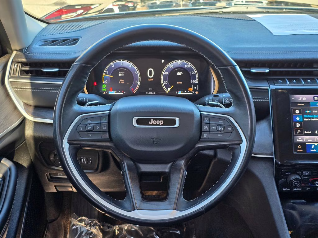 2021 Diamond Black Crystal Pearlcoat Jeep Grand Cherokee L Limited 4X4 SUV