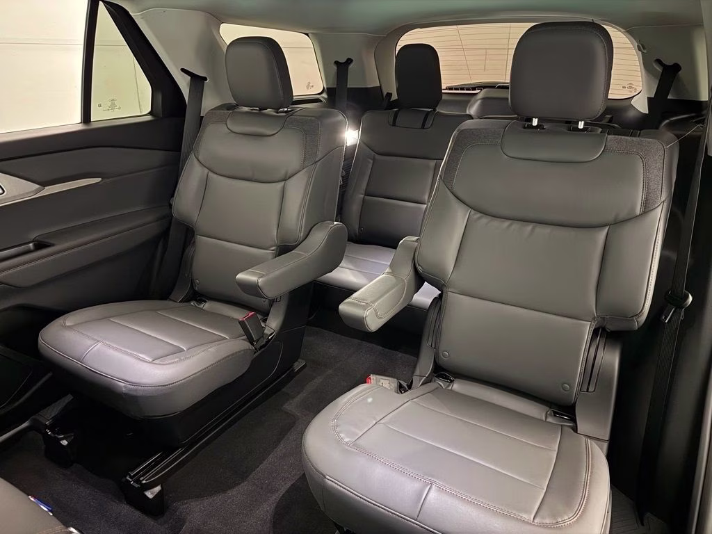 2026 Carbonized Gray Metallic Ford Explorer Active RWD SUV