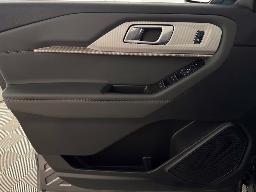 2026 Carbonized Gray Metallic Ford Explorer Active RWD SUV