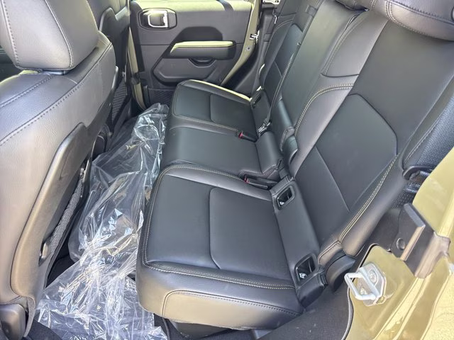 2026 41 Jeep Gladiator Sahara 4X4 Truck
