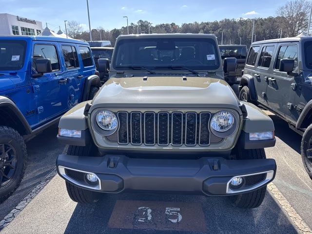 2026 41 Jeep Gladiator Sahara 4X4 Truck