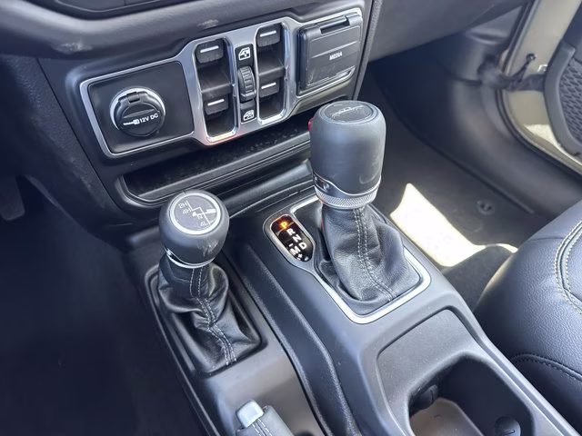 2026 41 Jeep Gladiator Sahara 4X4 Truck