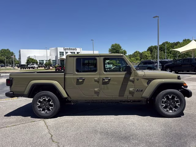 2026 41 Jeep Gladiator Sahara 4X4 Truck