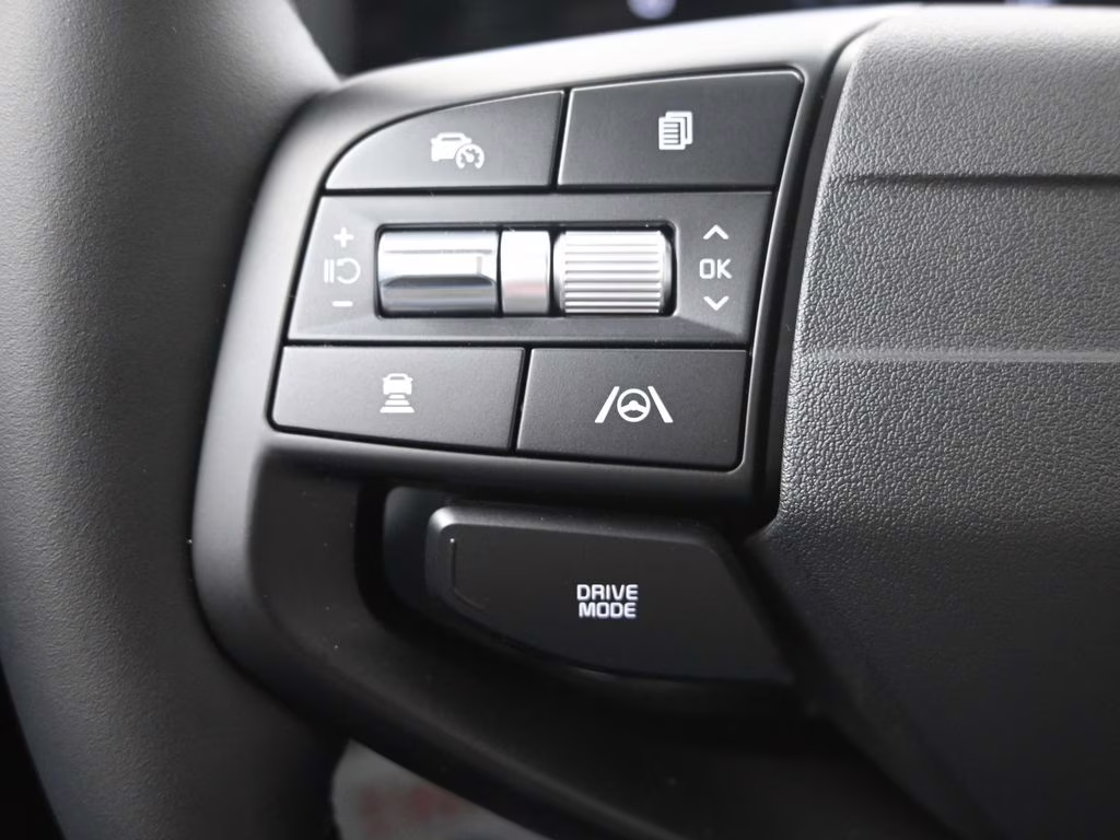 2026 Snow White Pearl Kia Sportage Hybrid EX AWD SUV