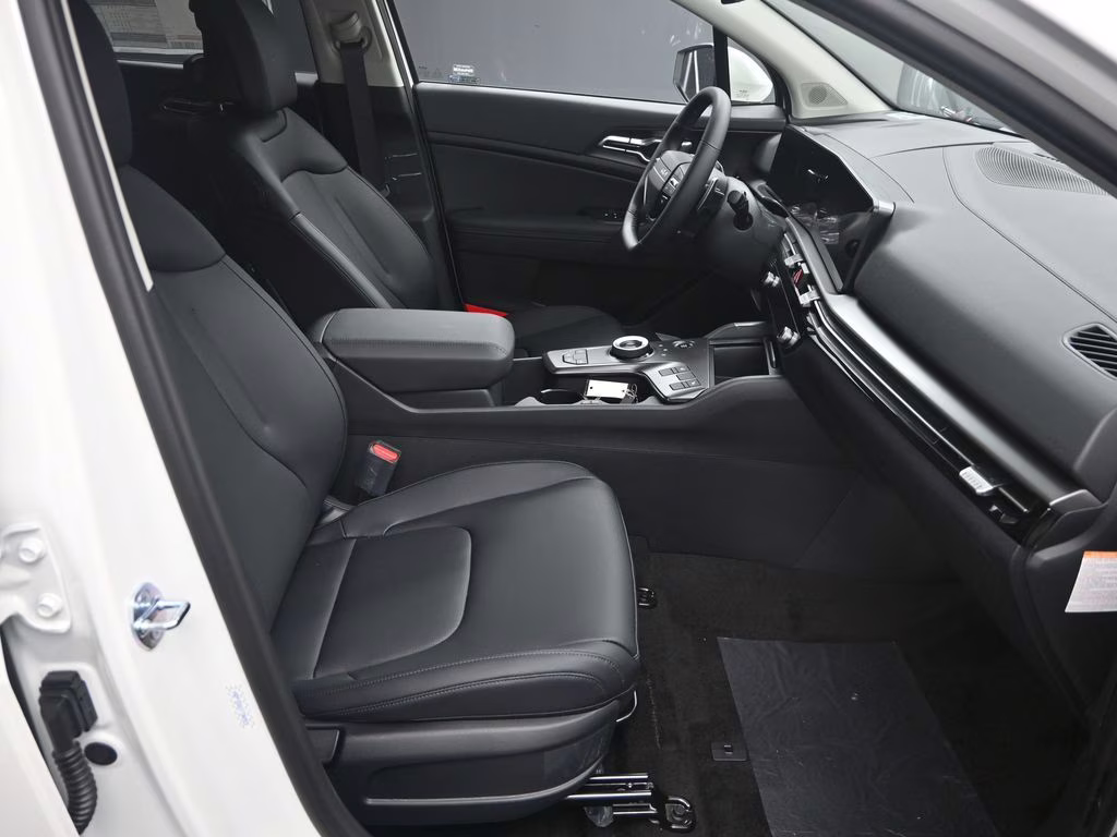 2026 Snow White Pearl Kia Sportage Hybrid EX AWD SUV