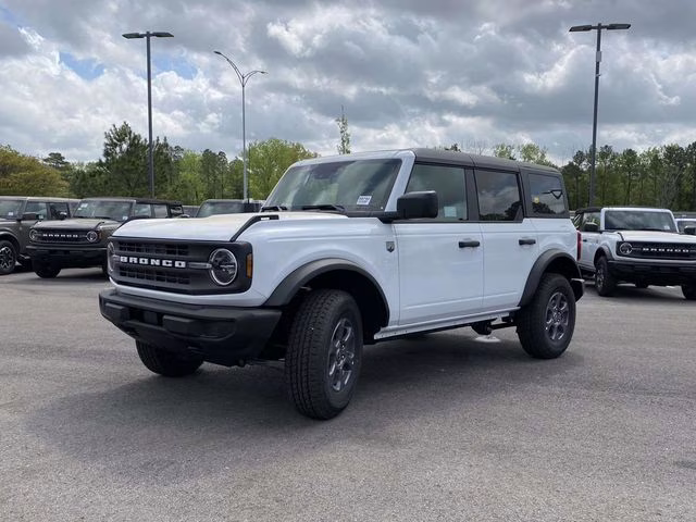 2026 Oxford White Ford Bronco Big Bend 4X4 SUV