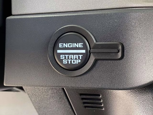 2026 Oxford White Ford Bronco Outer Banks 4X4 SUV