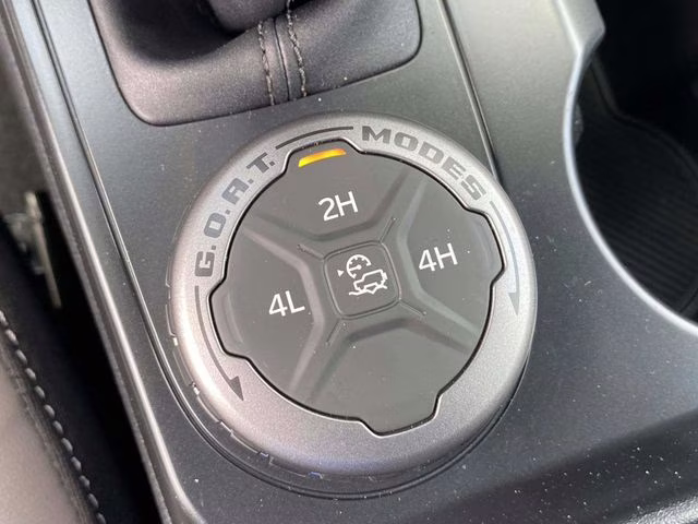 2026 Oxford White Ford Bronco Outer Banks 4X4 SUV