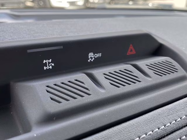 2026 Oxford White Ford Bronco Outer Banks 4X4 SUV