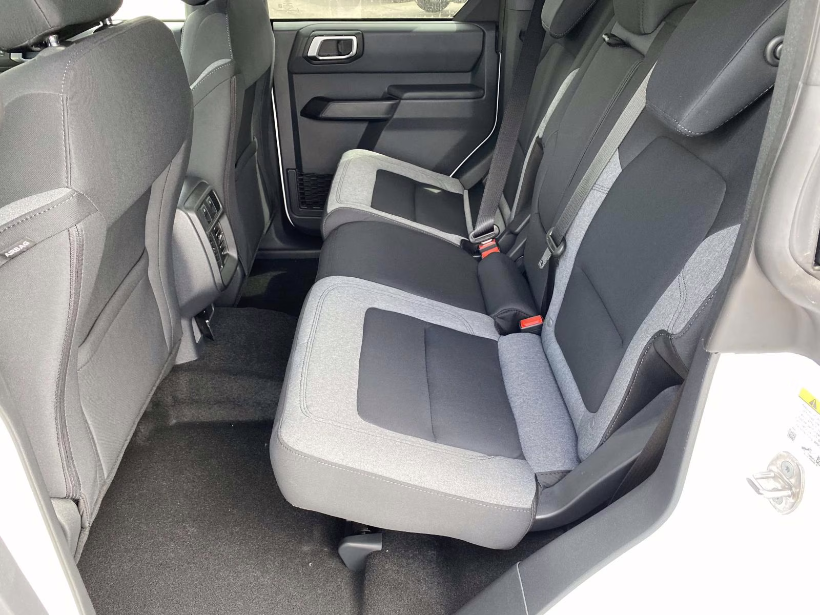 2026 Oxford White Ford Bronco Big Bend 4X4 SUV