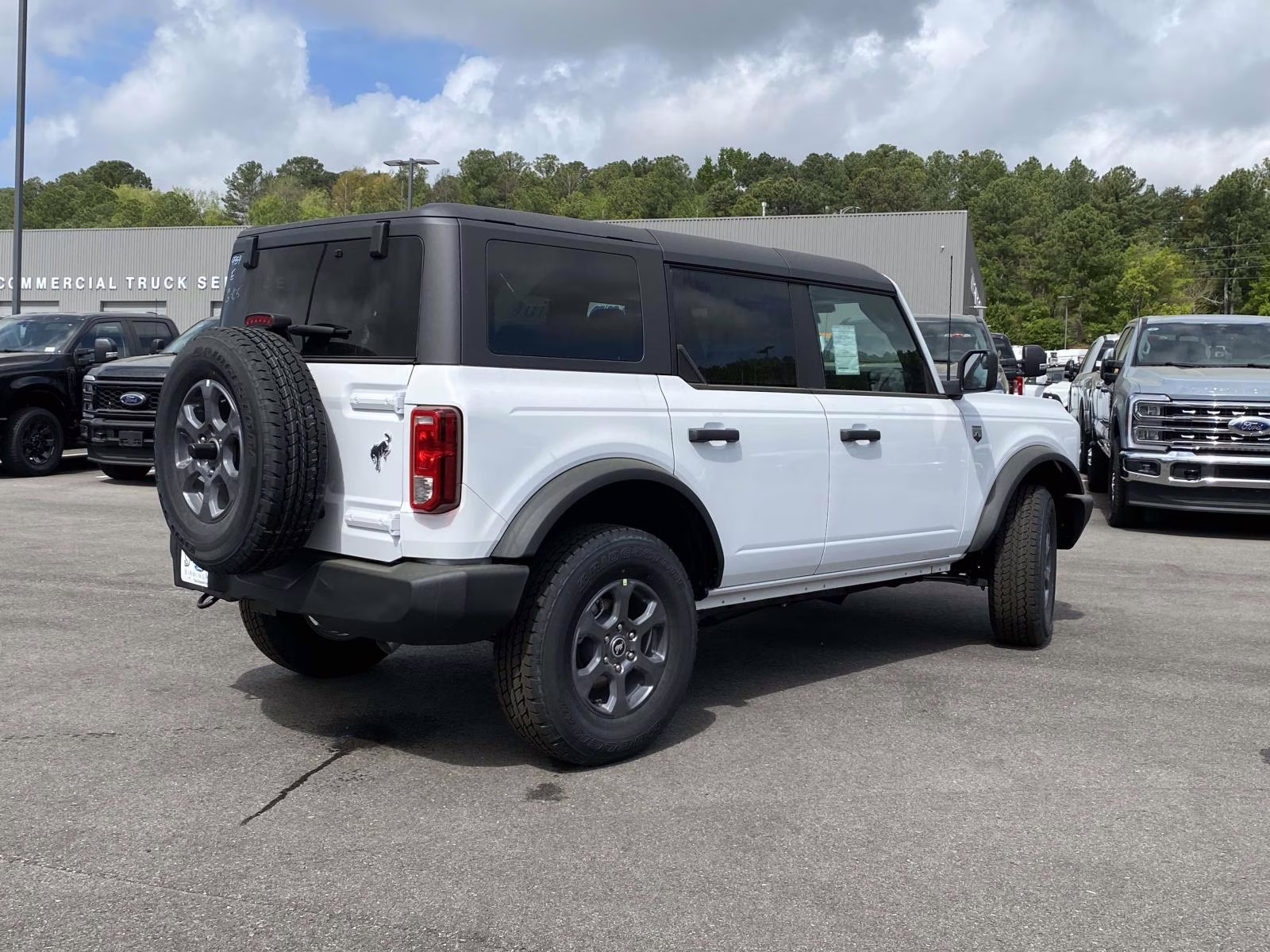 2026 Oxford White Ford Bronco Big Bend 4X4 SUV