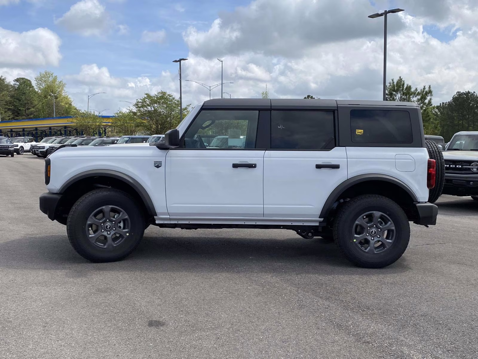 2026 Oxford White Ford Bronco Big Bend 4X4 SUV