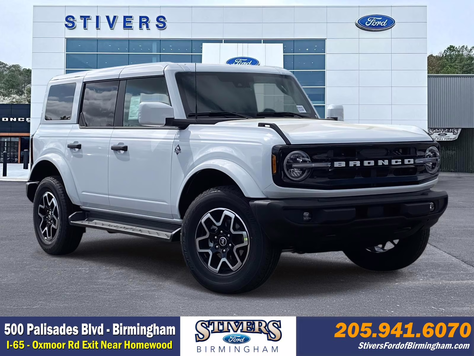 2026 Oxford White Ford Bronco Outer Banks 4X4 SUV