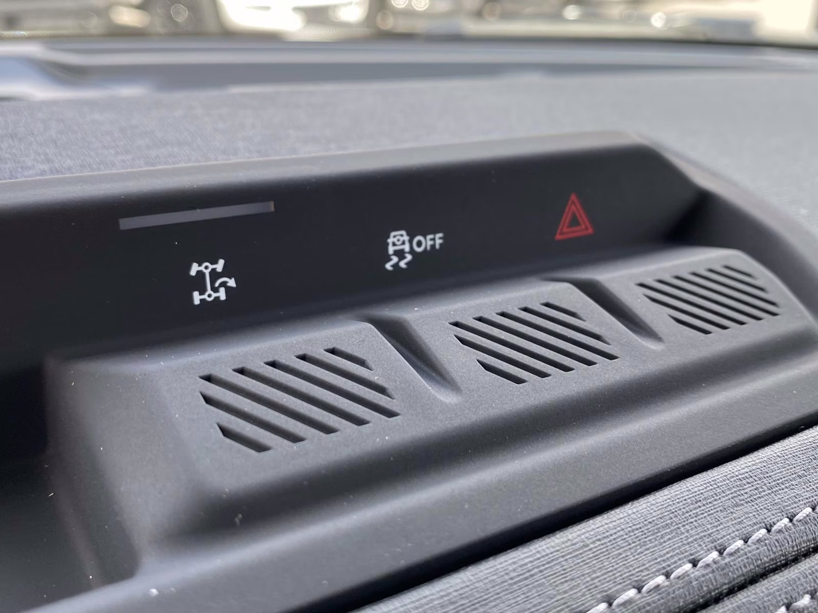 2026 Oxford White Ford Bronco Outer Banks 4X4 SUV