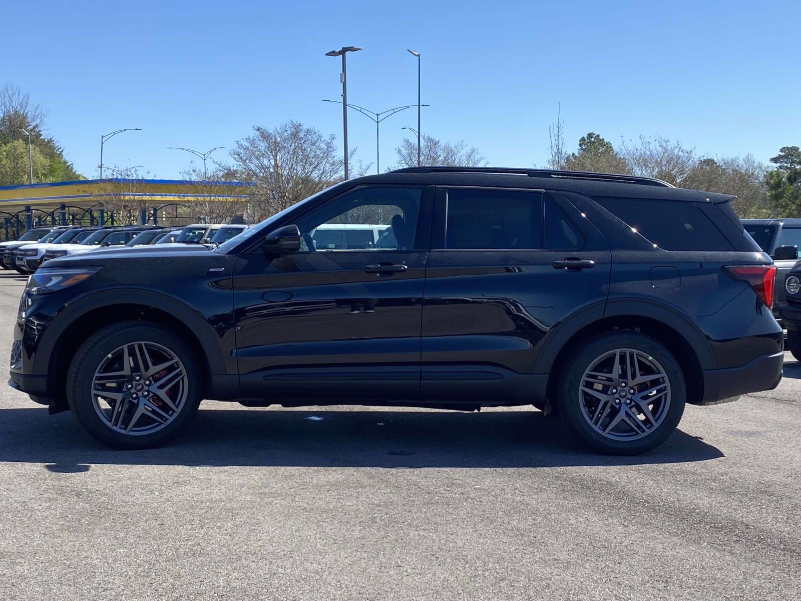 2026 Black Metallic Ford Explorer ST-Line RWD SUV