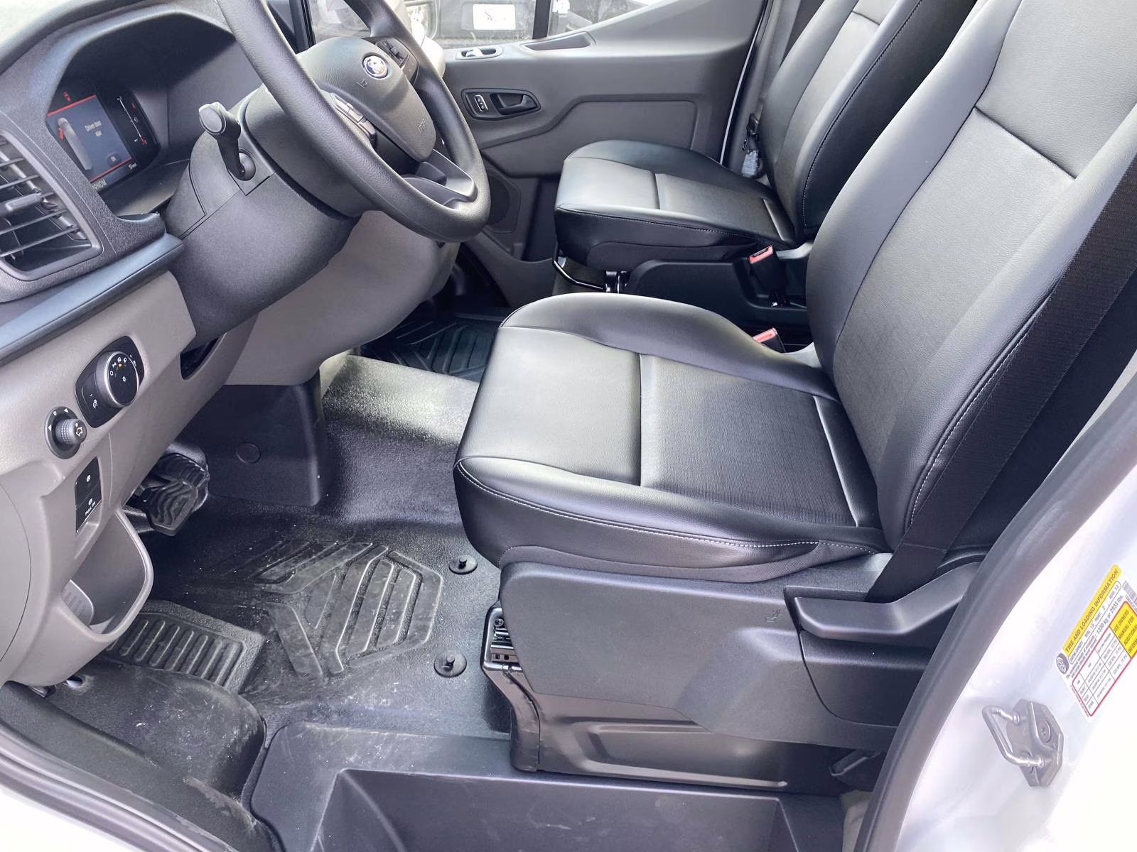 2026 Oxford White Ford Transit-350 XL RWD Crossover