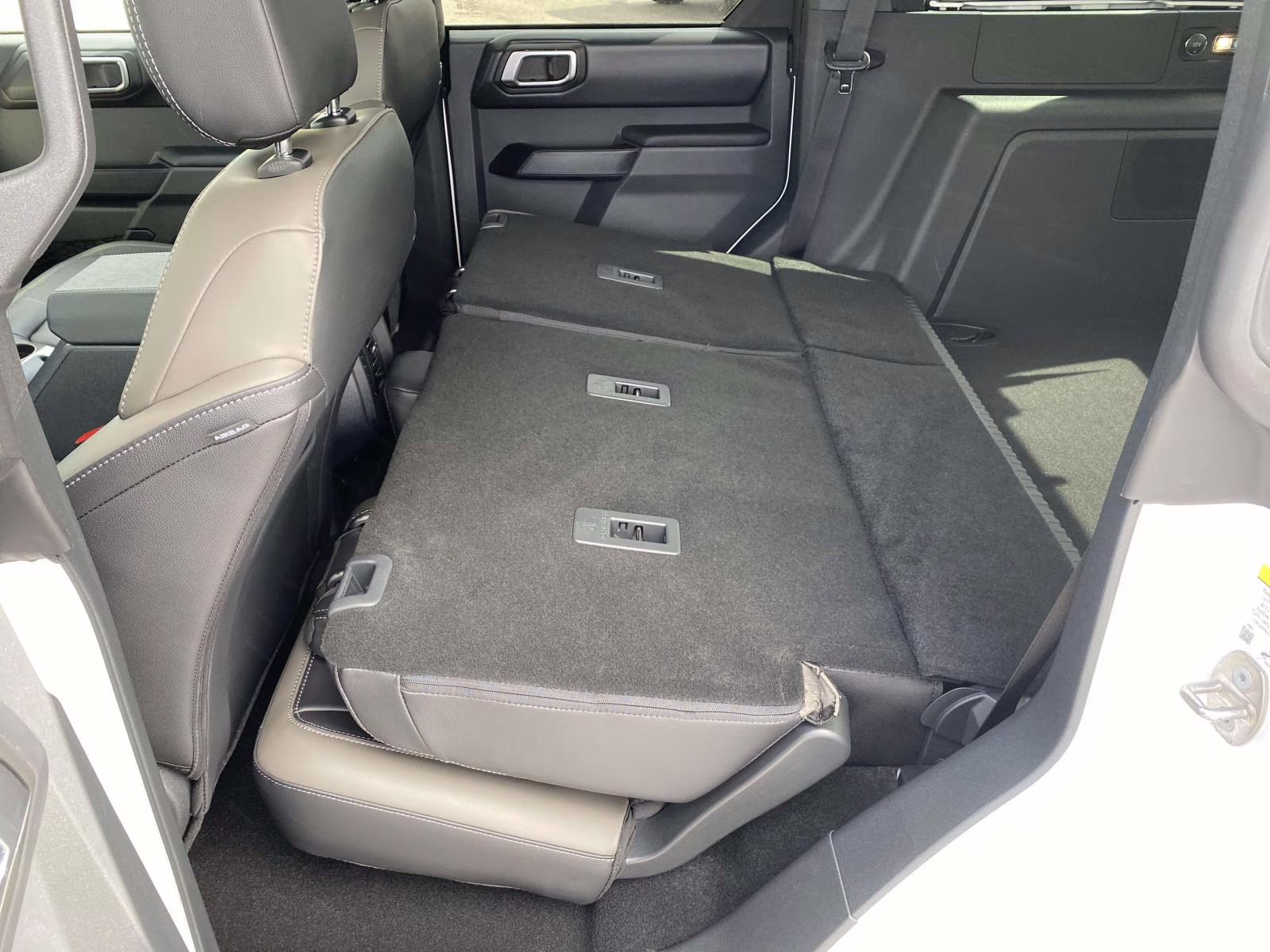 2026 Oxford White Ford Bronco Outer Banks 4X4 SUV