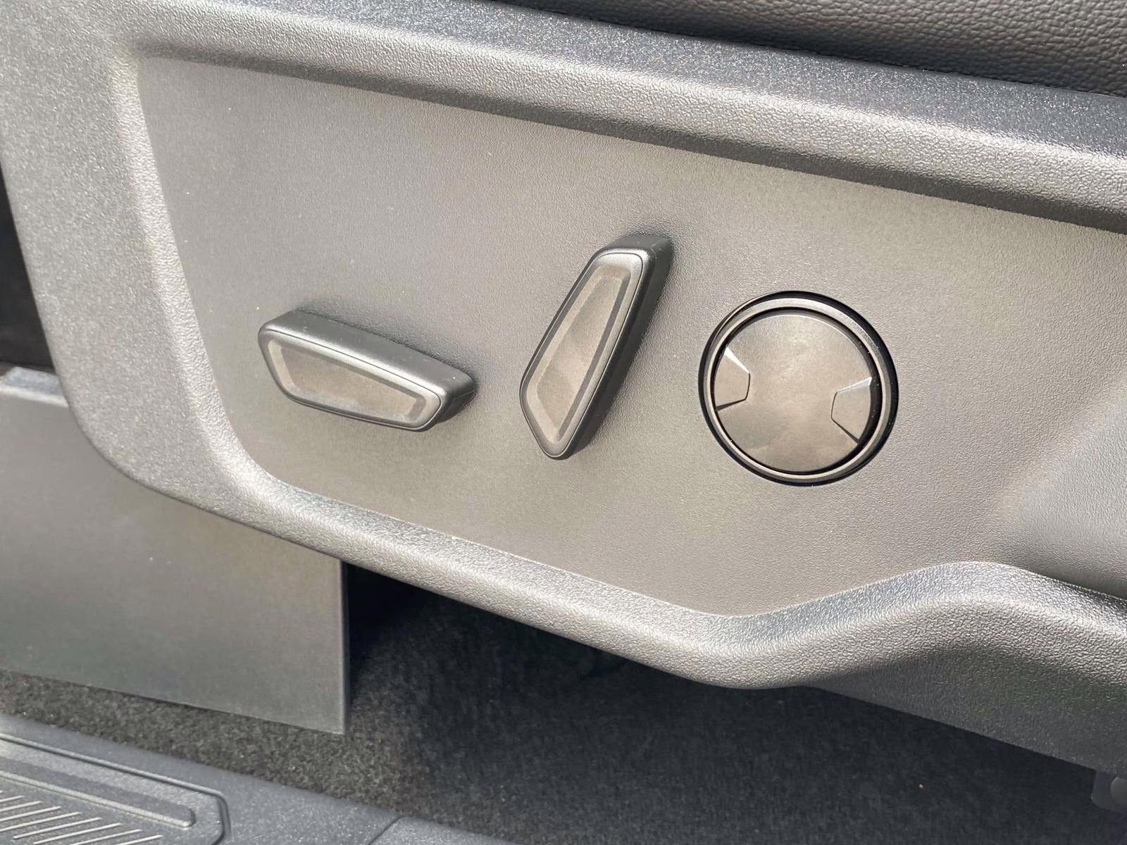 2026 Oxford White Ford Bronco Outer Banks 4X4 SUV