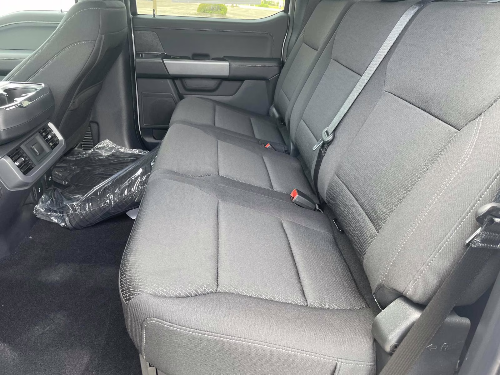 2025 Iconic Silver Metallic Ford F-150 XLT 4X4 Truck