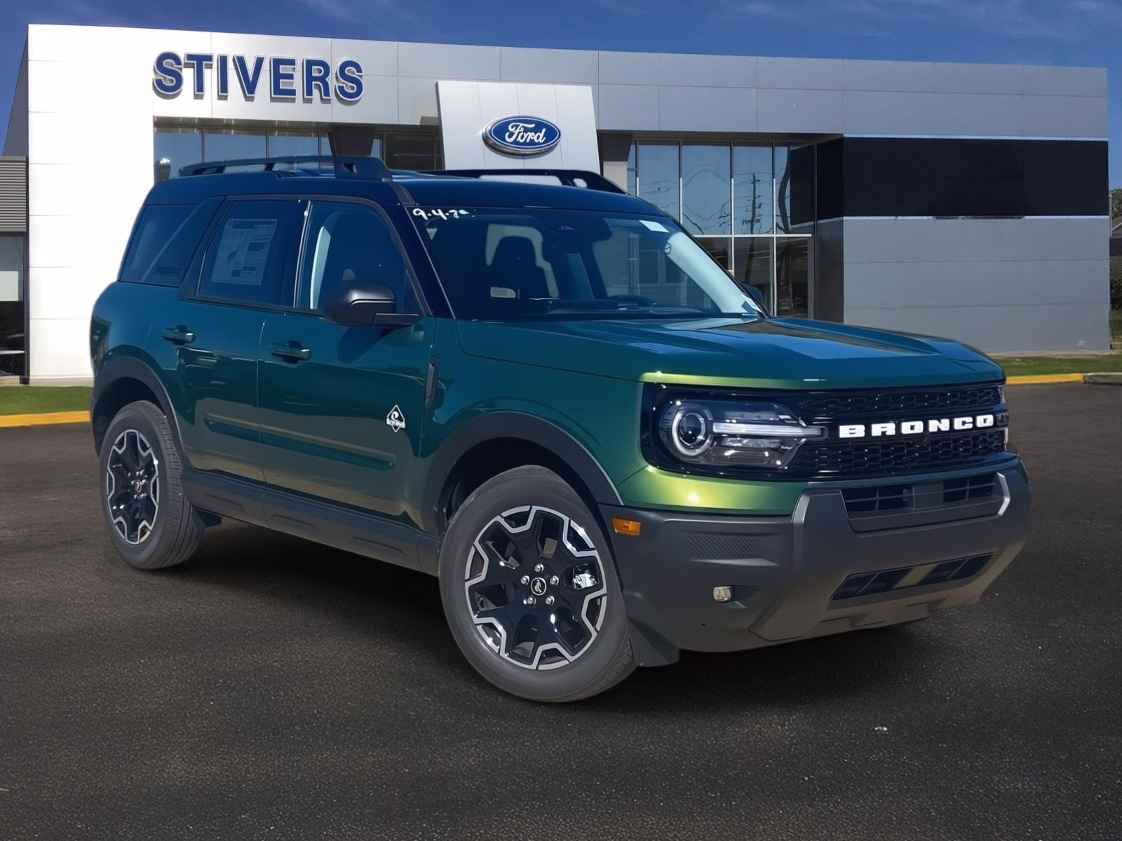 2025 Eruption Green Metallic Ford Bronco Sport Outer Banks 4X4 SUV