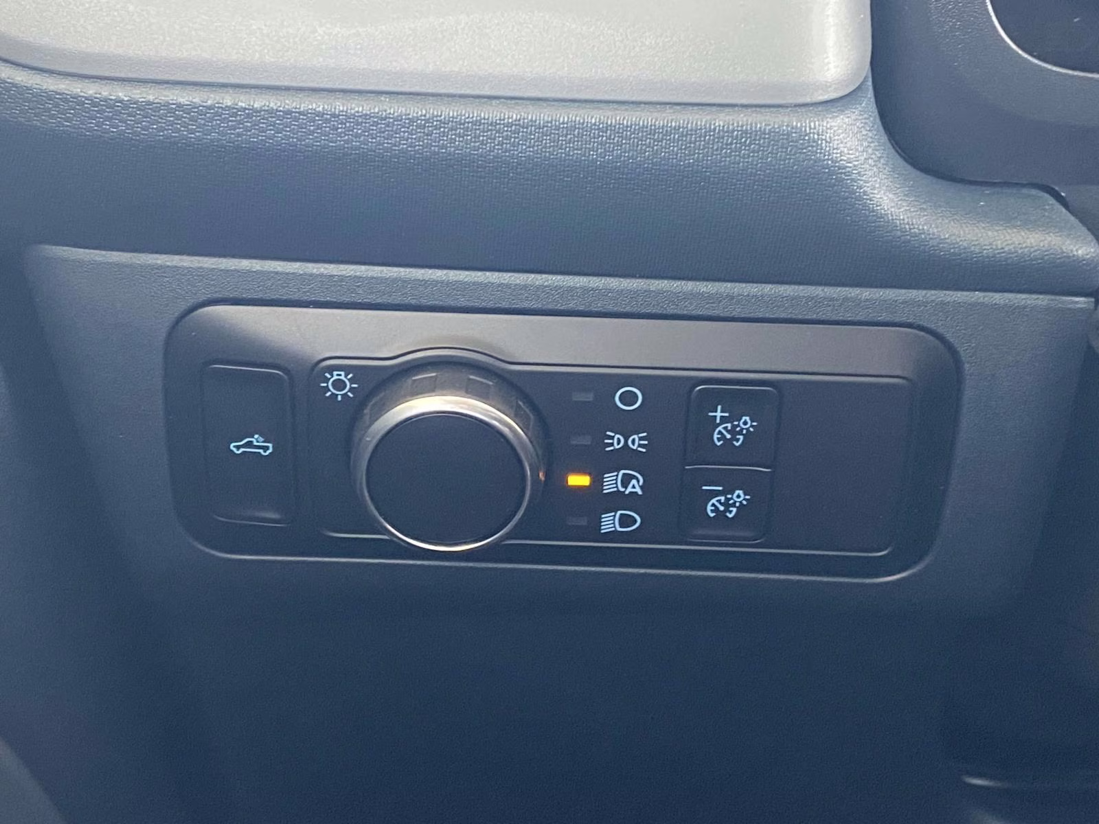 2025 Gray Metallic Ford Maverick XL AWD Truck