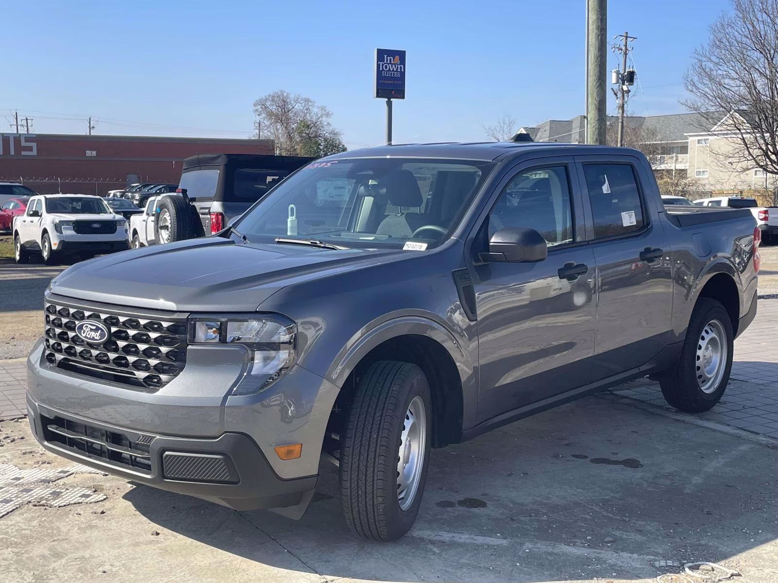 2025 Gray Metallic Ford Maverick XL AWD Truck