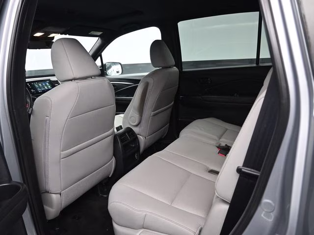 2023 Gray Honda Passport EX-L AWD SUV