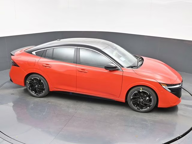 2026 Energetic Ember/Super Blk Nissan Sentra SR FWD Sedan