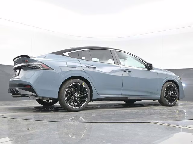 2026 Atlantic Gray/Super Black Nissan Sentra SR FWD Sedan